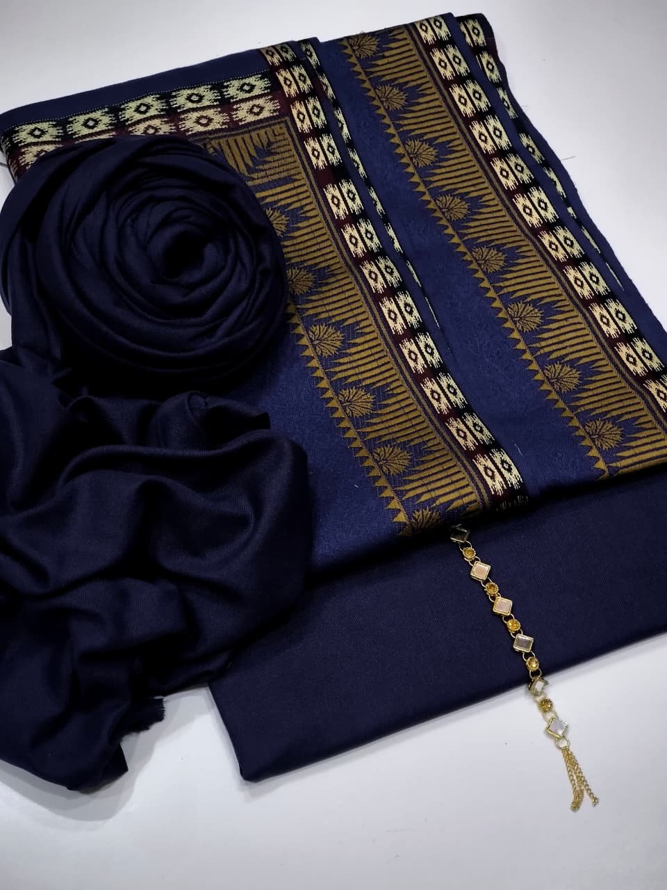 Jacquard Border Wool Suit with Plain Shirt & Trouser - Image 3