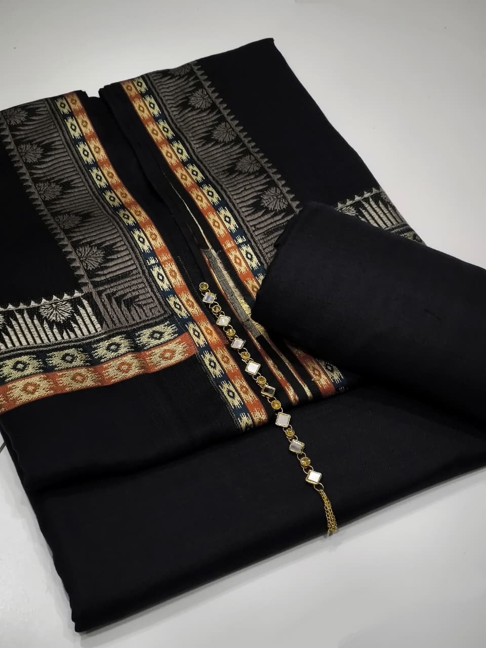 Jacquard Border Wool Suit with Plain Shirt & Trouser - Image 2