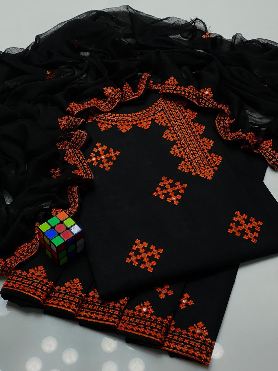 Anarkha Style Heavy Embroidered Lawn Cotton 3PC Suit - Image 11