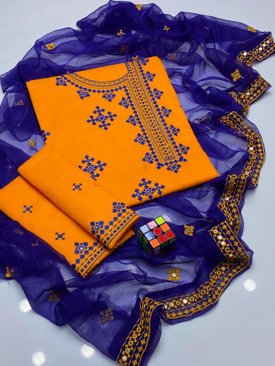 Anarkha Style Heavy Embroidered Lawn Cotton 3PC Suit - Image 9